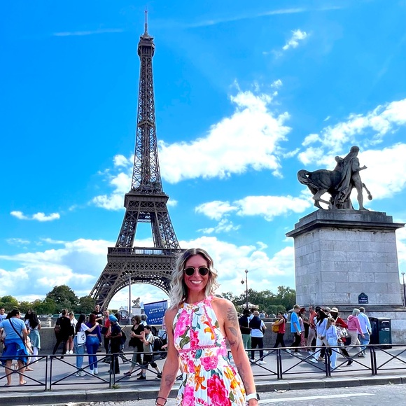 Meet your Posher, Suzie - Picture 1 of 1